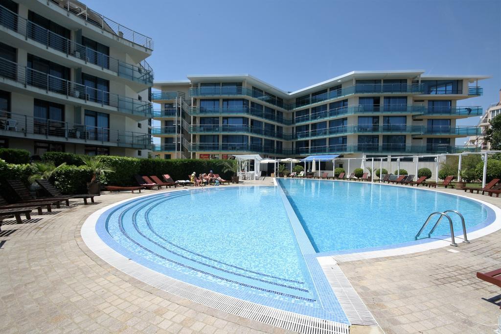 סאני ביץ' Riviera Blue Hotel מראה חיצוני תמונה