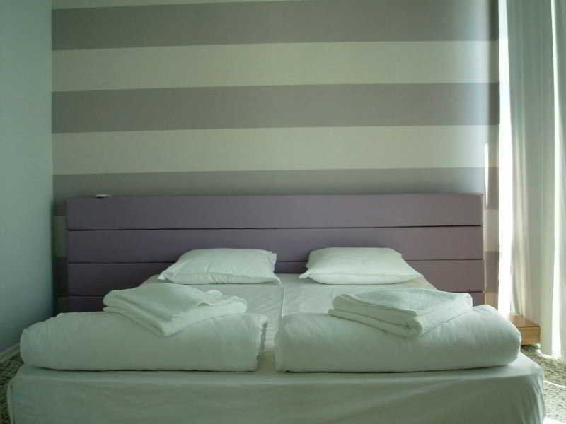 סאני ביץ' Riviera Blue Hotel מראה חיצוני תמונה